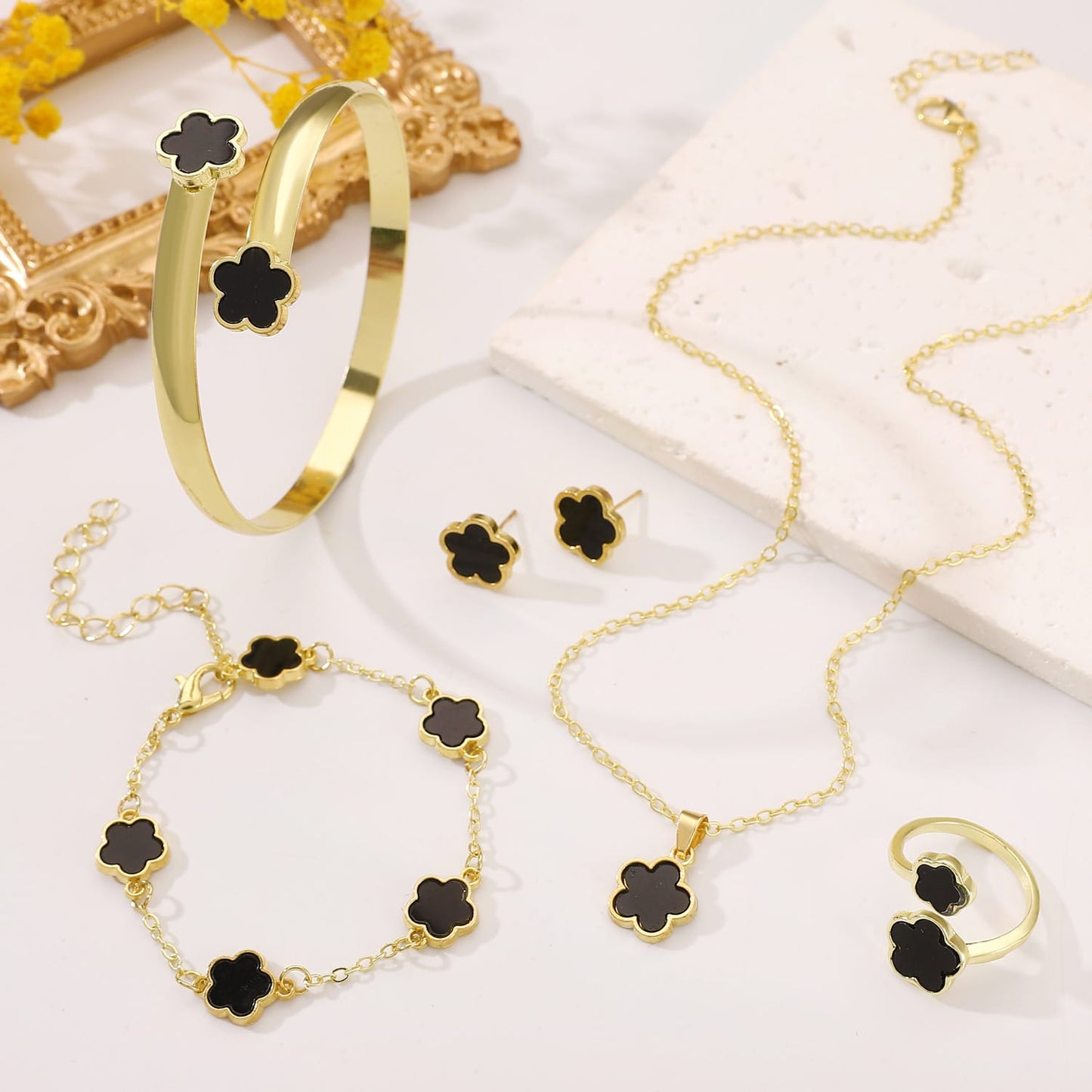 European and American Cross-border Hot Selling Lucky Flower Jewelry suit Five-leaf Clover Bracelet Bracelet Earrings Necklace Ring Women Jewelry