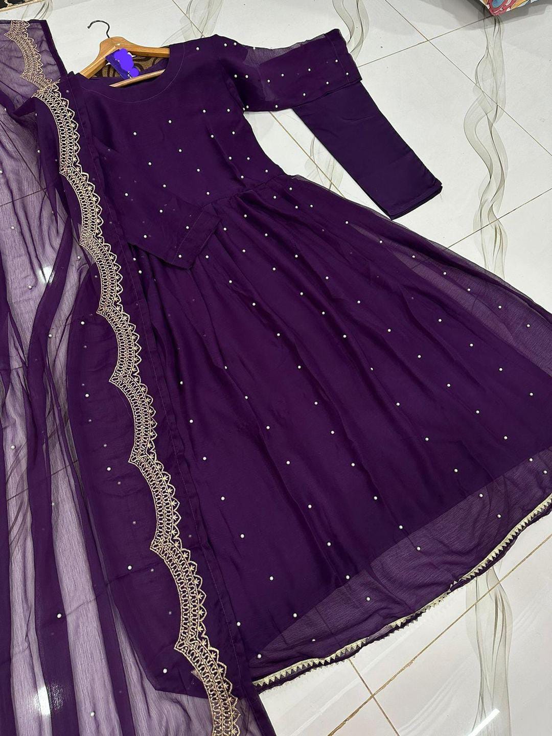 3 Pcs Women's Stitched Embroidered Maxi Suit