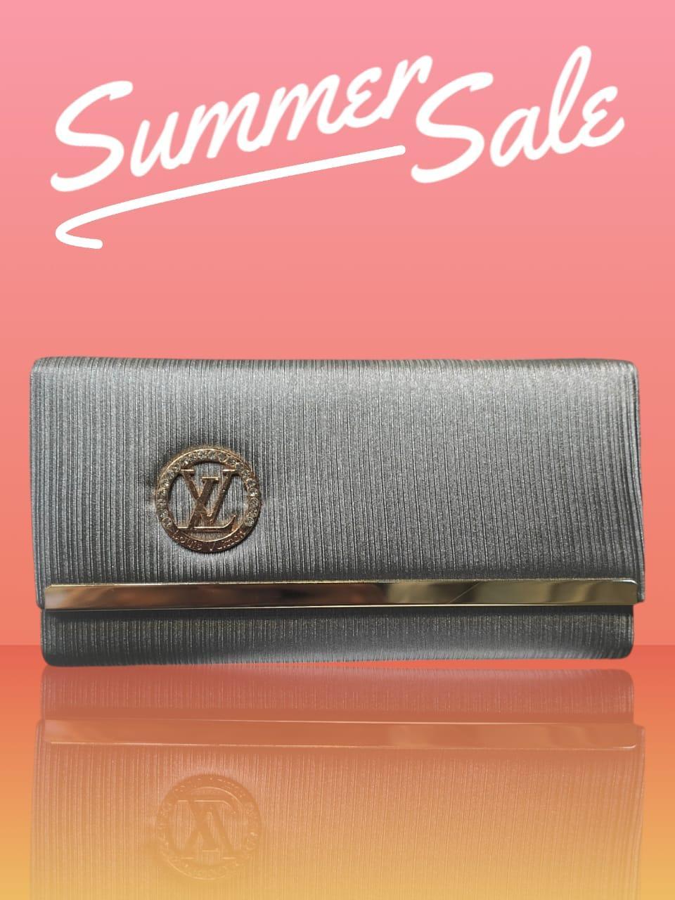 Women's Rexine Plain Fancy Clutch
