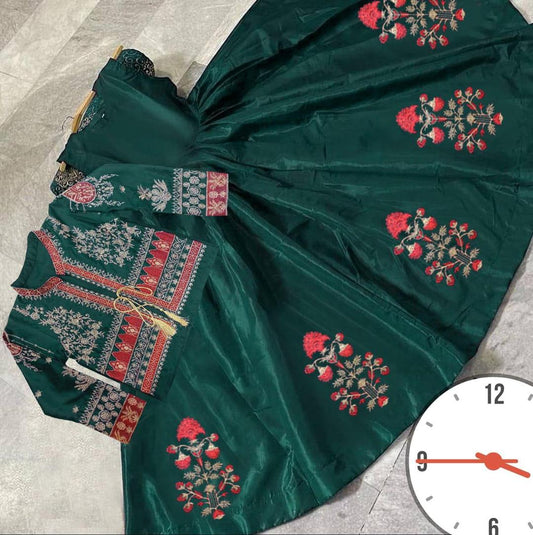 Stunning 2 Pcs Women's Stitched