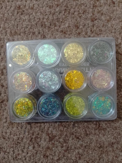 Glitter Shimmer Chunks Eyeshadow - Pack Of 12