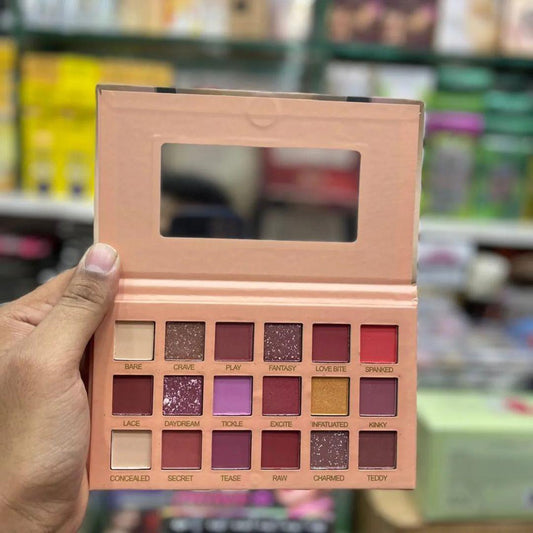 18-Color Matte &amp; Glitter Eyeshadow Palette – Bold, Beautiful, and Highly Pigmented!