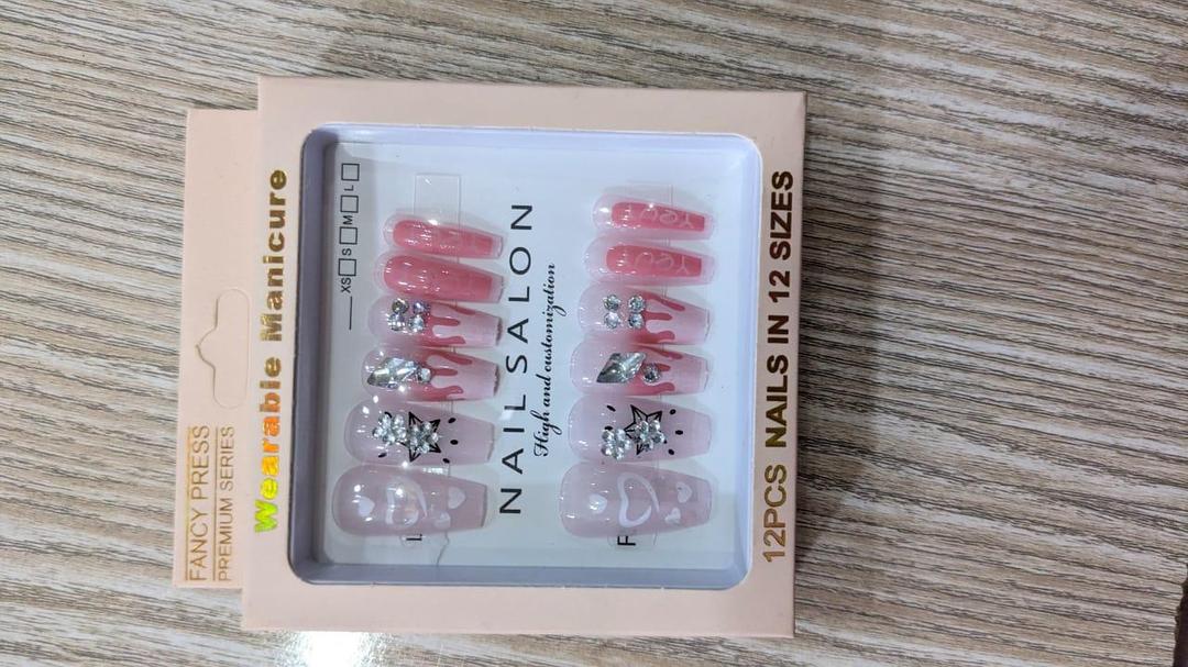 Professional Manicure Fake Nails - Pack of 10 for Endless Creativity