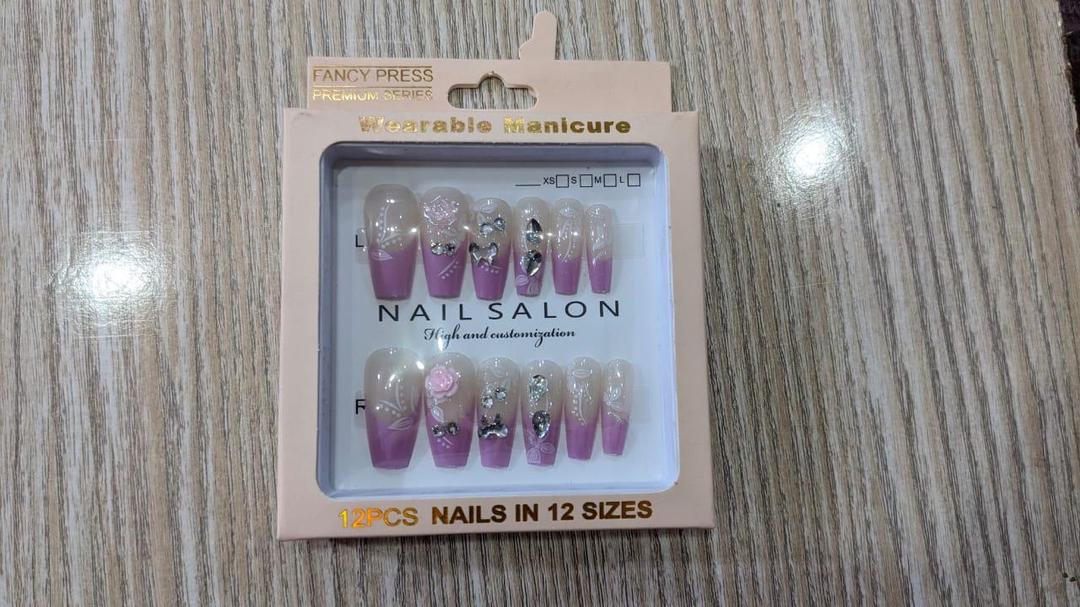 Professional Manicure Fake Nails - Pack of 10 for Endless Creativity