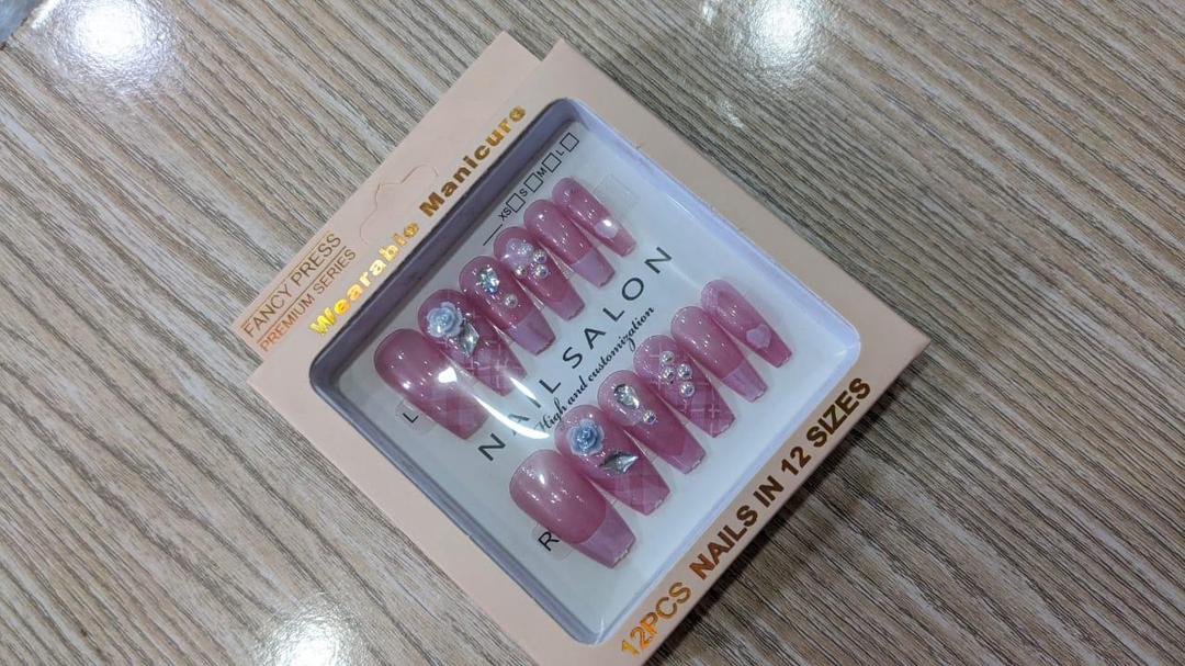 Professional Manicure Fake Nails - Pack of 10 for Endless Creativity