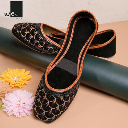 Stylish Women's Canvas Khussa with Thread Work - 1 Pair