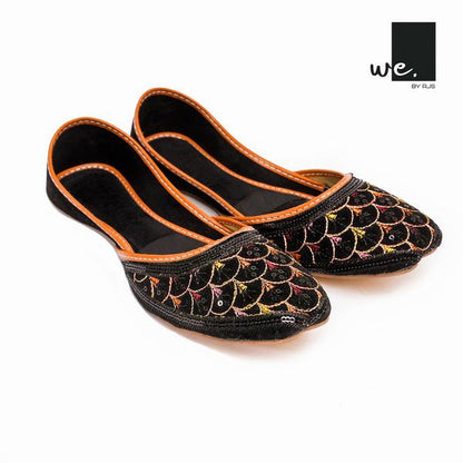 Stylish Women's Canvas Khussa with Thread Work - 1 Pair