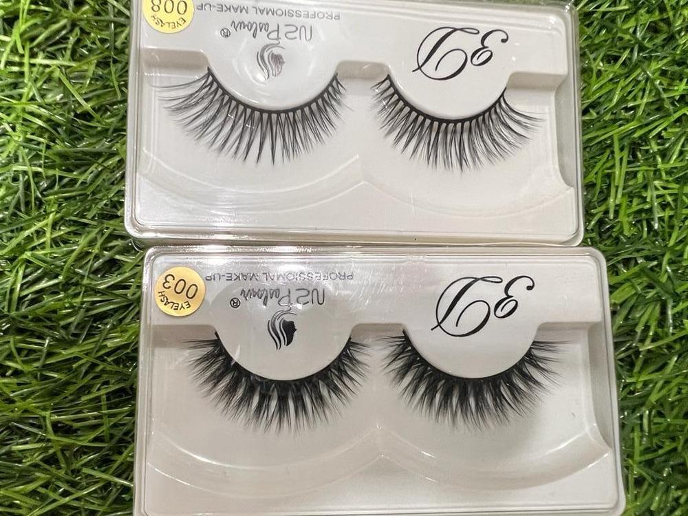 Extended Wear False Eyelashes - Pack Of 5 & Volumizing False Eyelashes – 3D Effect, Pack of 2